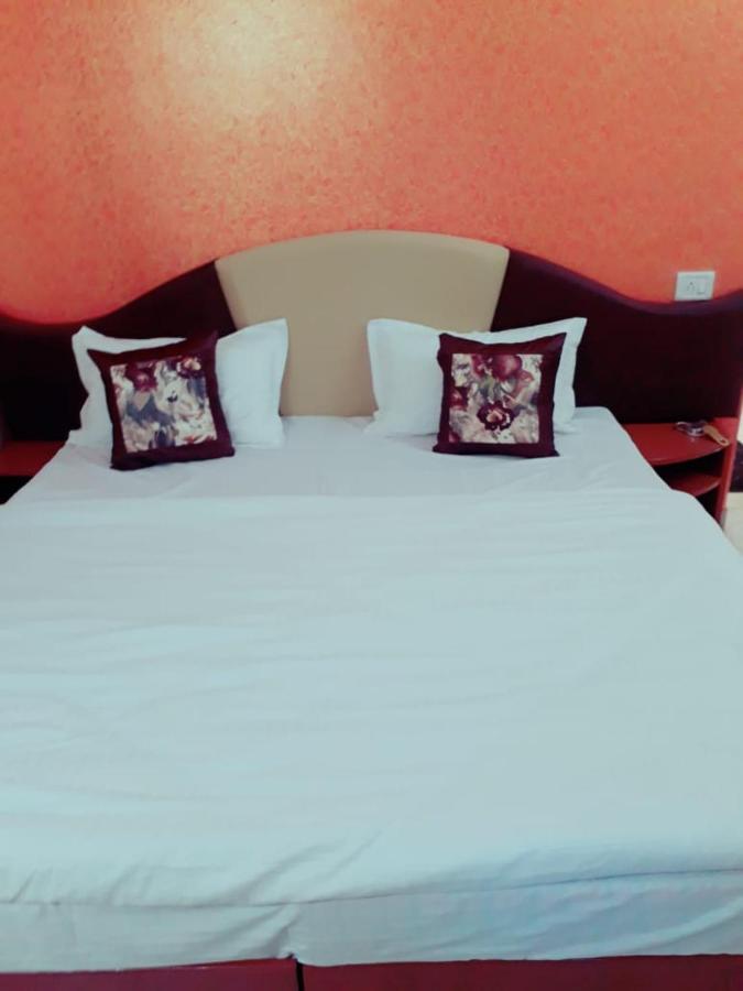 Paradise Hotel For Couples Mount Abu Ngoại thất bức ảnh